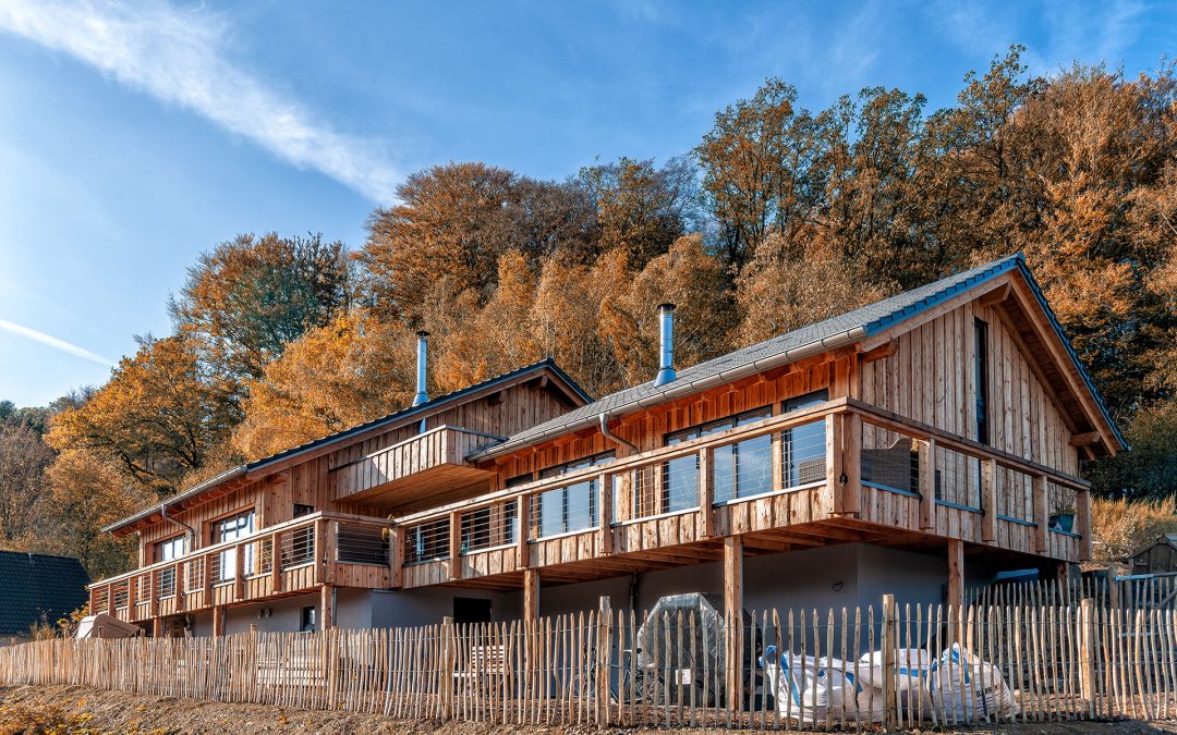 Holzhaus am Hang bauen